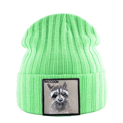 Gray knitted beanie with raccoon patch, warm unisex winter hat, ribbed knit, perfect for cold seasons, SKU: 14:1254