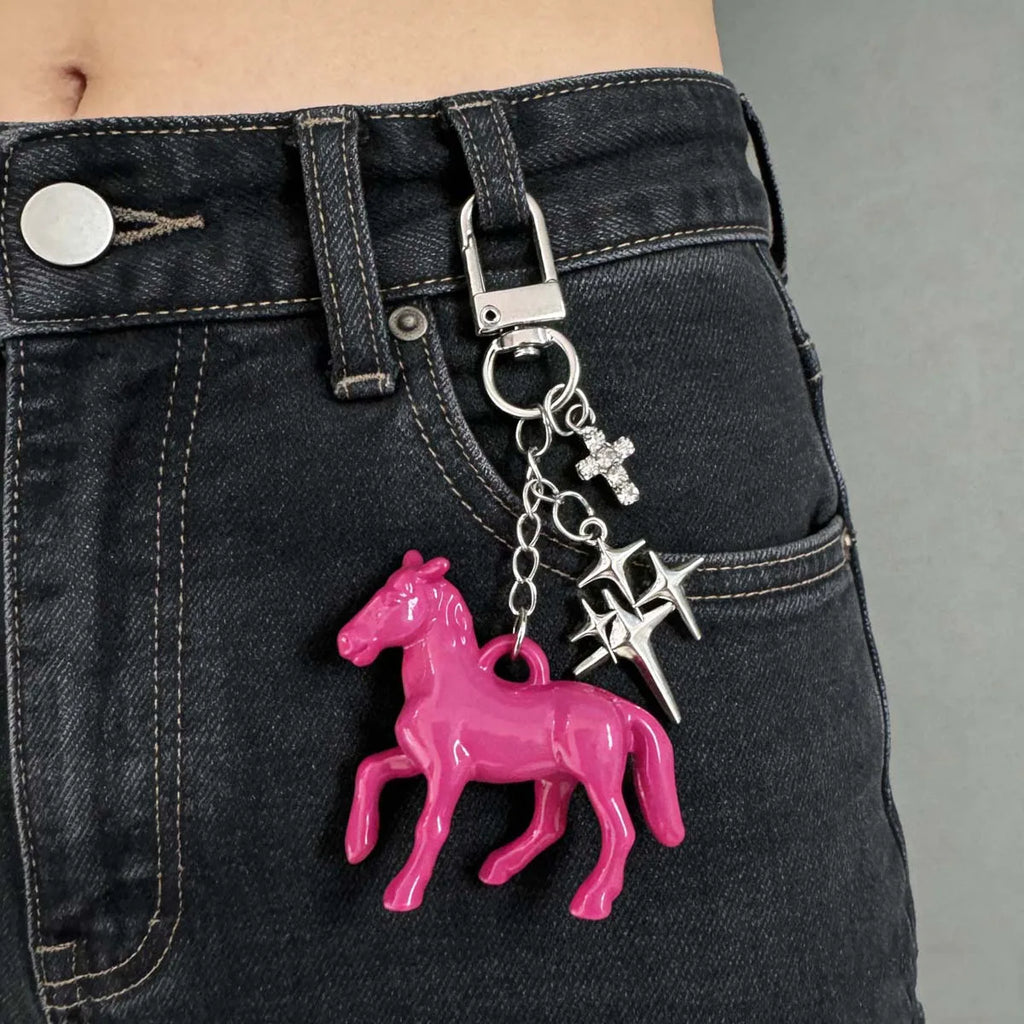 Niedlicher Acryl-Cartoon-Tier-Stereoskopischer kleiner Pferde-Schlüsselanhänger für Frauen, multifunktionaler Schlüsselanhänger, Ketten, Dekorationszubehör