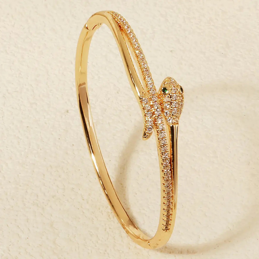 Goldenes Tier Armband aus Edelstahl