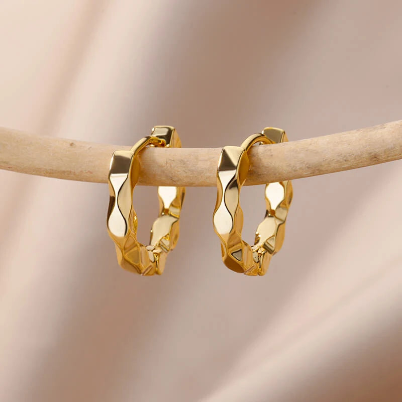 Herz Edelstahl Ohrringe für Frauen Zirkon Gold Farbe Creolen Ästhetische Wasserdichte Ohr Piercing Schmuck Zubehör