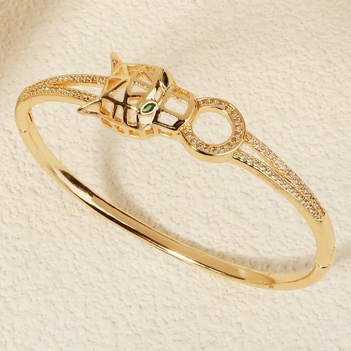 Goldenes Tier Armband aus Edelstahl