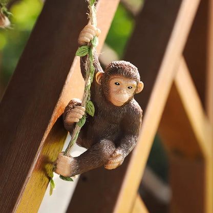 Creative Resin Animal Hanging Garden Ornaments - Koala &amp; Orangutan Mini Figurines Decor for Lawn Garden Yard Terrace Patio Tree Petoria Store
