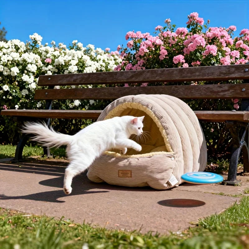 Katzenbett mit Höhle für den Winter | Petoria