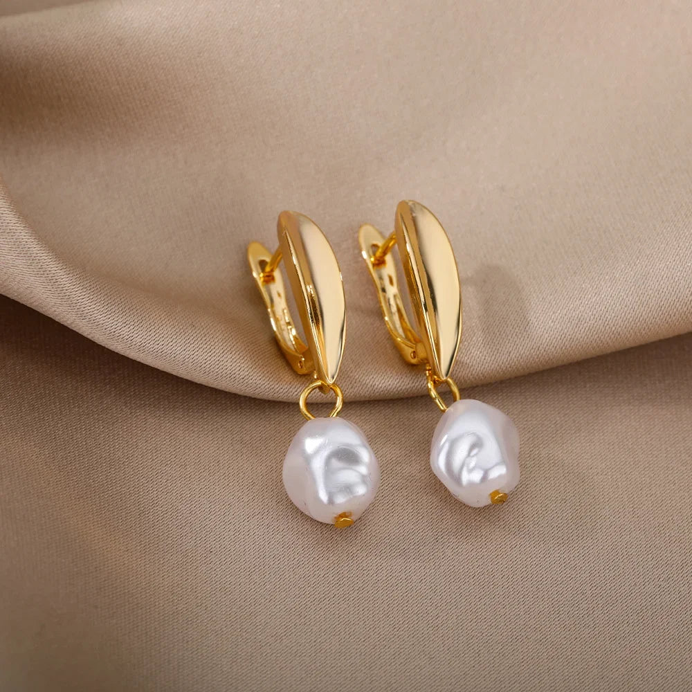 Herz Edelstahl Ohrringe für Frauen Zirkon Gold Farbe Creolen Ästhetische Wasserdichte Ohr Piercing Schmuck Zubehör