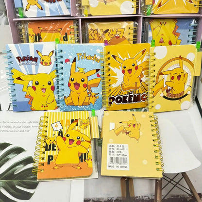 Notizbuch im Cartoon-Stil: verschiedene Spiral-Notizbücher mit Pikachu-Motiven von Petoria